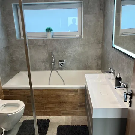 Apartmanovy Dom Panorama Park * Vlkova