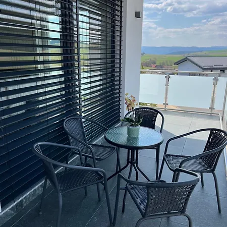 Holiday home Apartmanovy Dom Panorama Park Vlkova